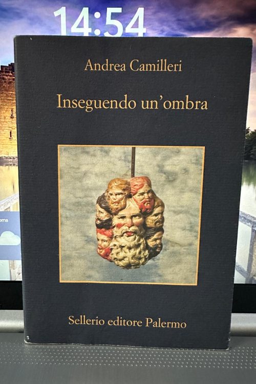 Immagine WhatsApp 2025-10-26 ore 14.57.58_524f12f2 Inseguendo un'ombra Andrea Camilleri