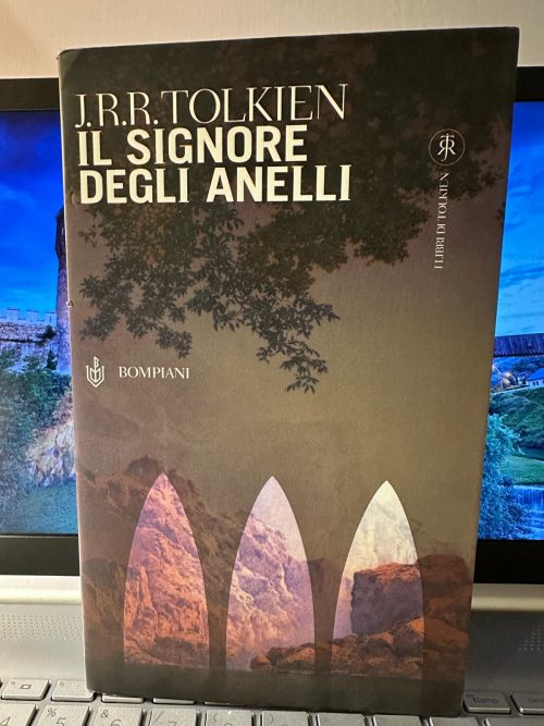 J.R.R. TOLKIEN IL SIGNORE DEGLI ANELLI